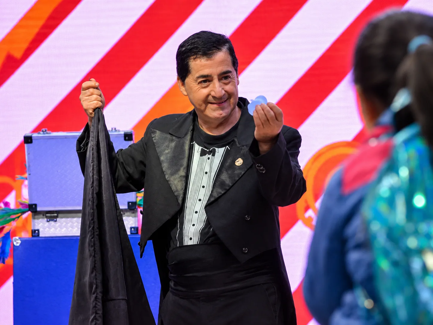 Presentación de magia frente al público.